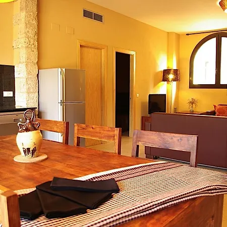 L'arcada De Fares Apartment