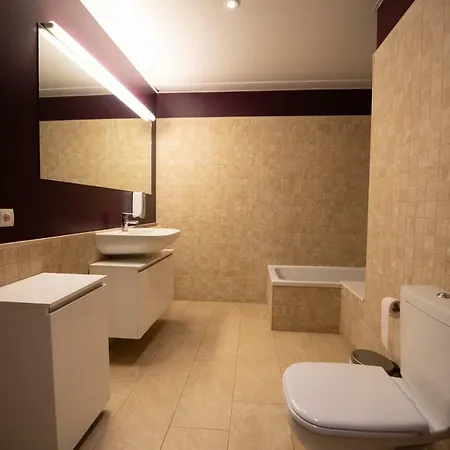 L'arcada De Fares Apartament *